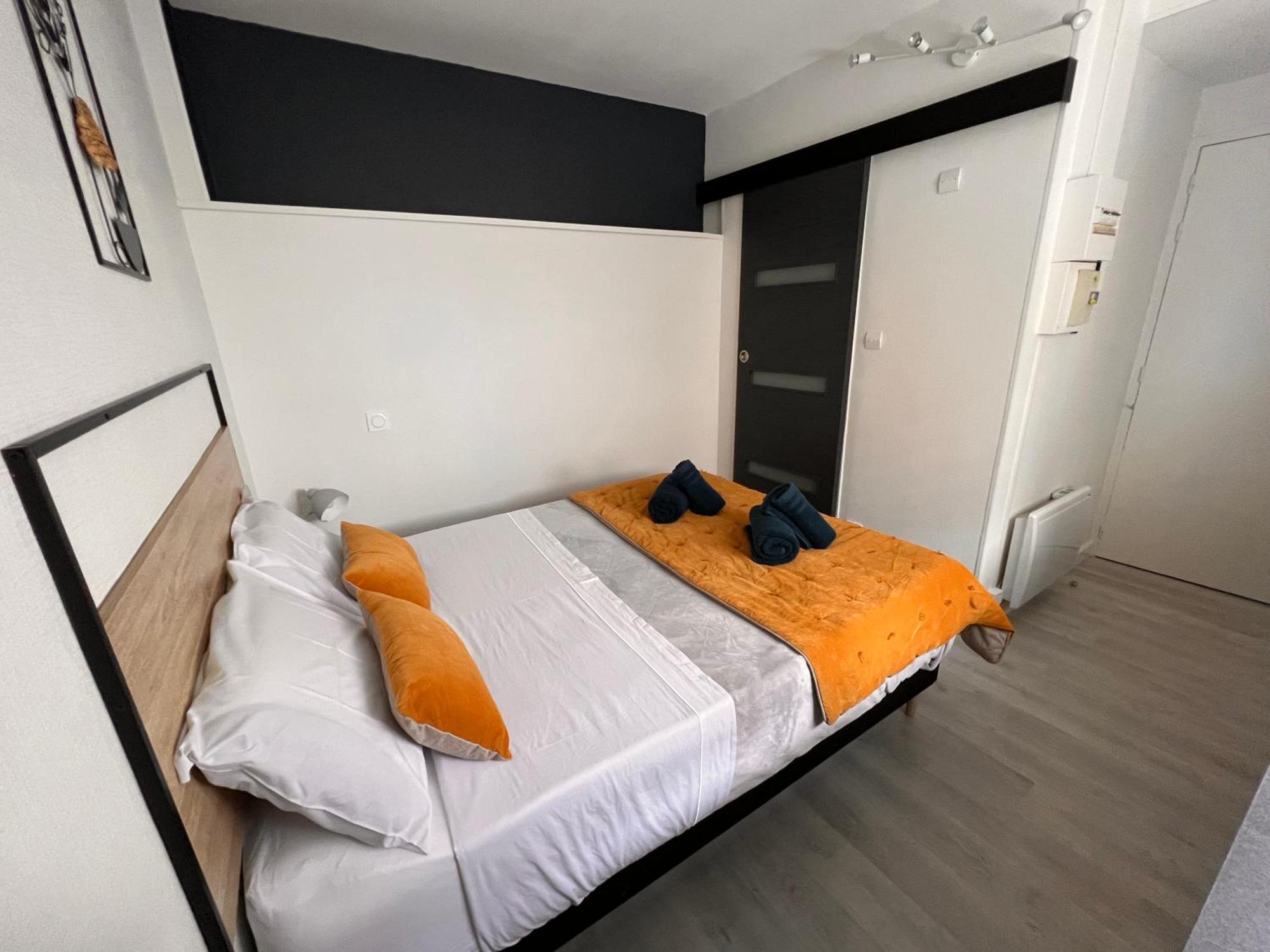 Lysbed - Desjardins Apartment Анже Екстериор снимка